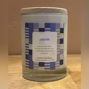 NEW storm Sensational Soy Blend Scented Candle.
